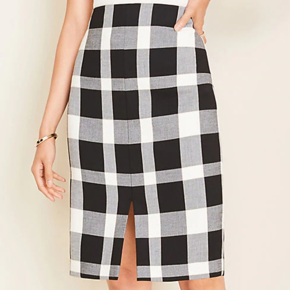 🙌HP🙌Petite Plaid Front Slit Pencil Skirt